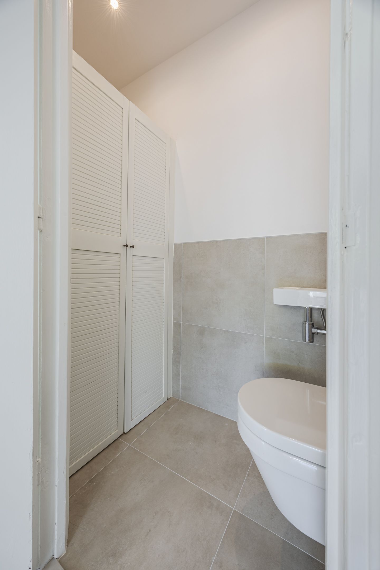 Photo 14 of Van Kinsbergenstraat 1-C