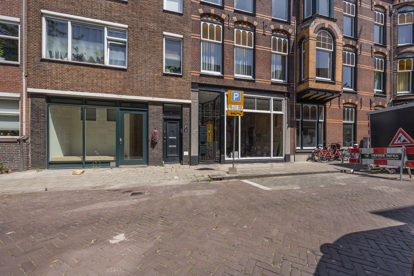Photo 5 of Van Kinsbergenstraat 1-C