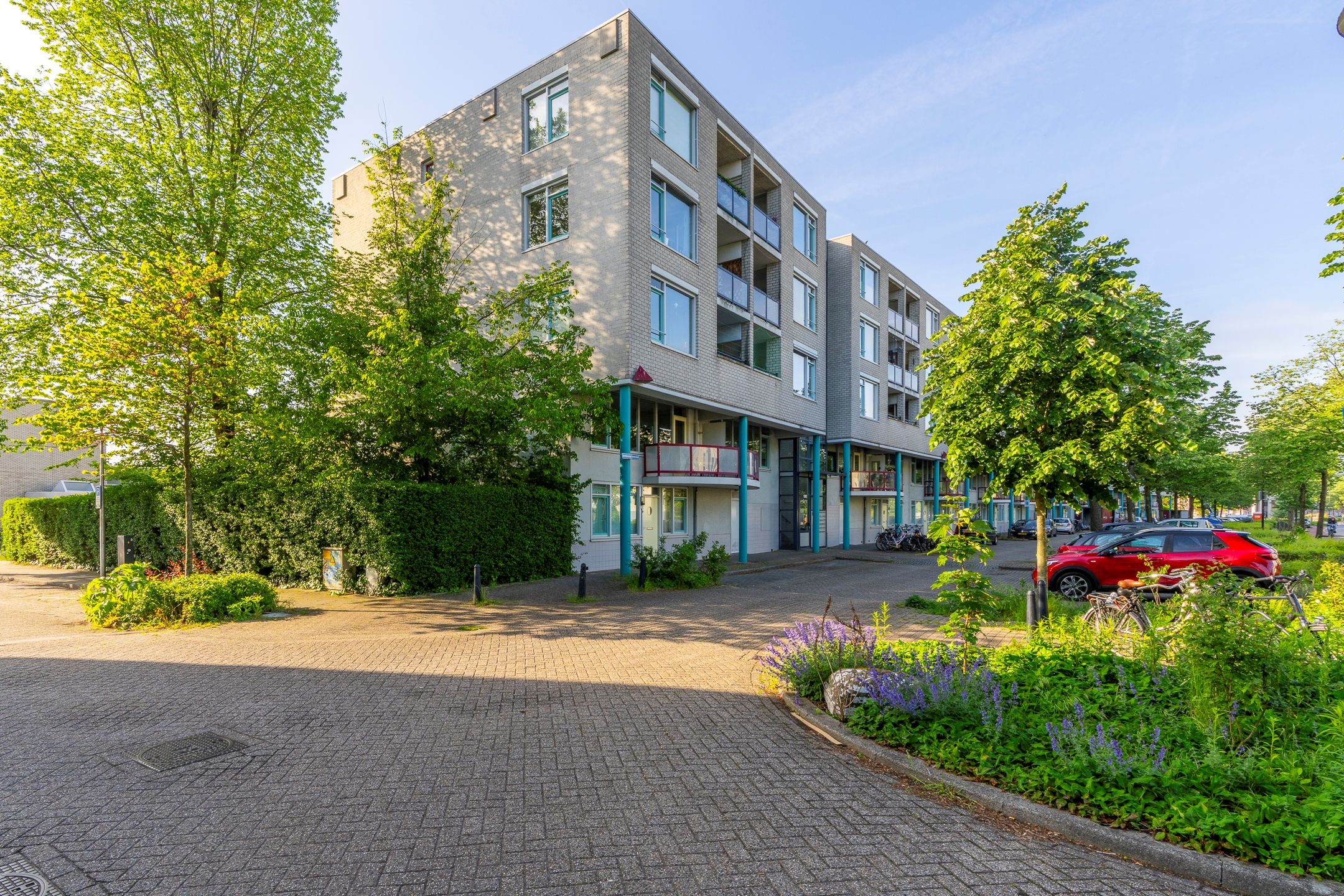 Aartsbisschop Romerostraat 285