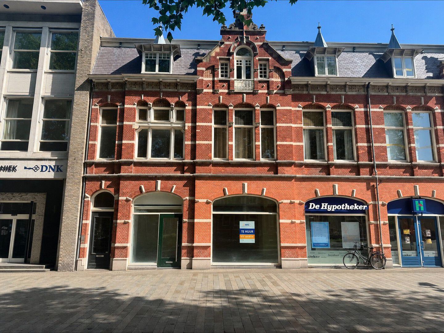 View photo 1 of Stationsweg 5