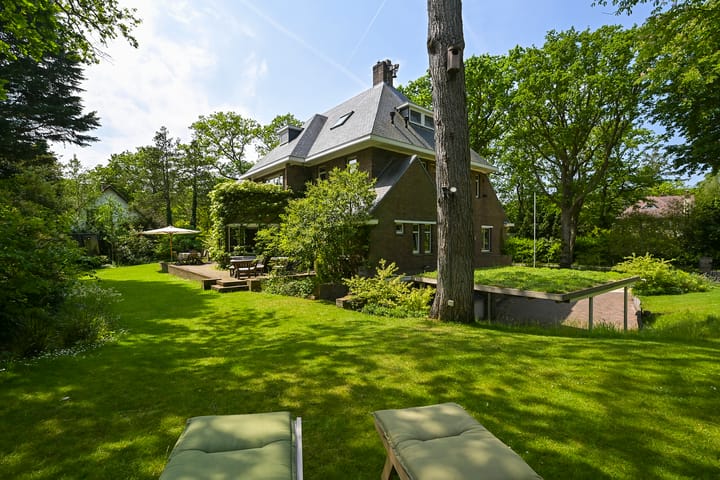 Vrijstaande woning te koop: Konijnenlaan 27, Wassenaar