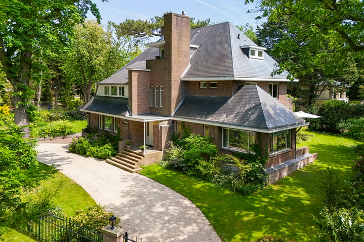 Vrijstaande woning te koop: Konijnenlaan 27, Wassenaar