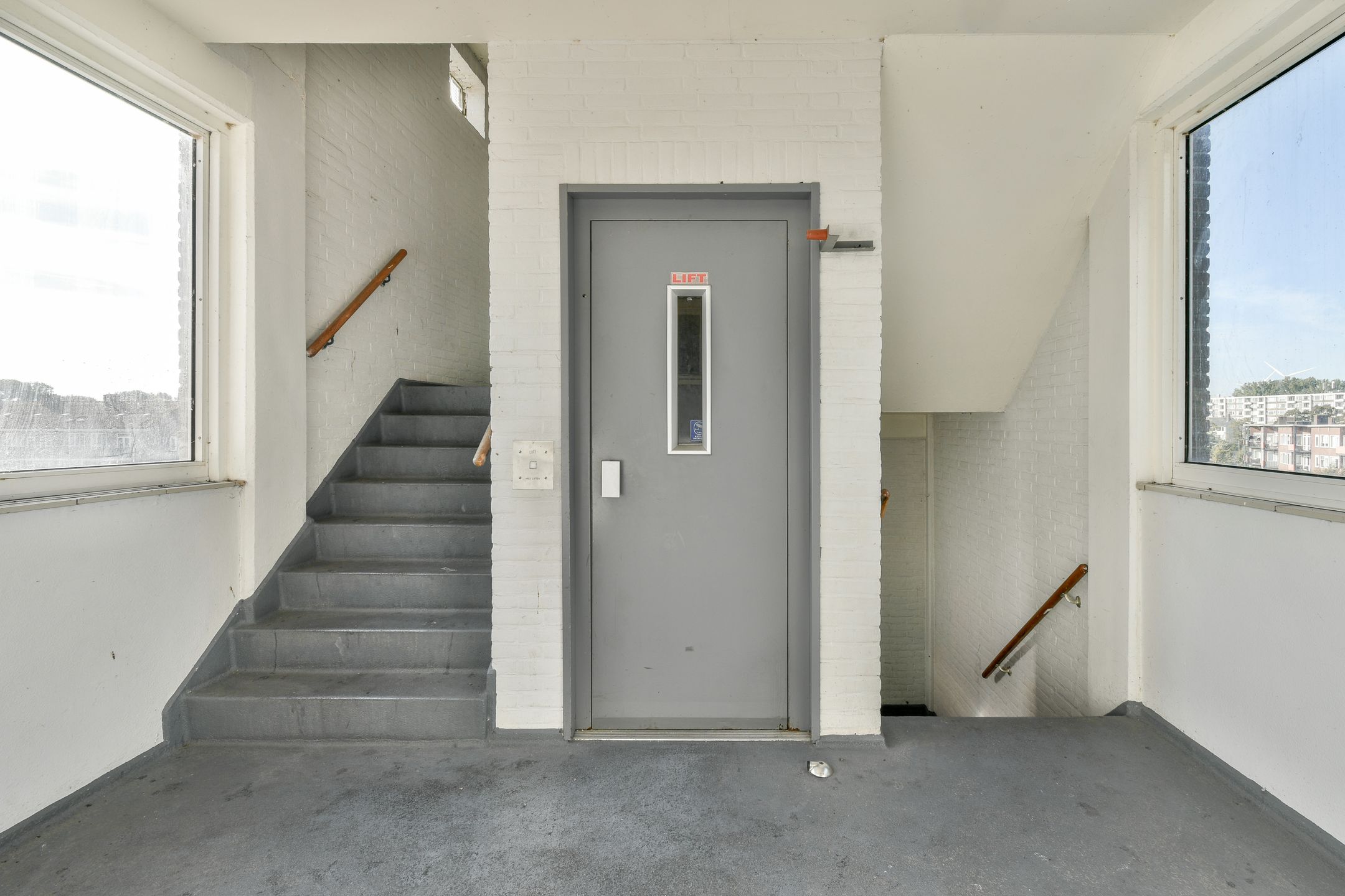 Photo 27 of Cornelis van Vollenhovenstraat 186
