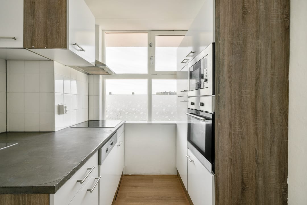Photo 8 of Cornelis van Vollenhovenstraat 186