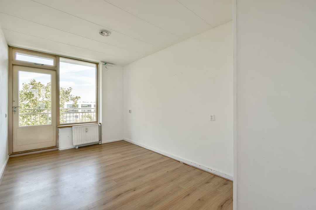 Photo 11 of Cornelis van Vollenhovenstraat 186