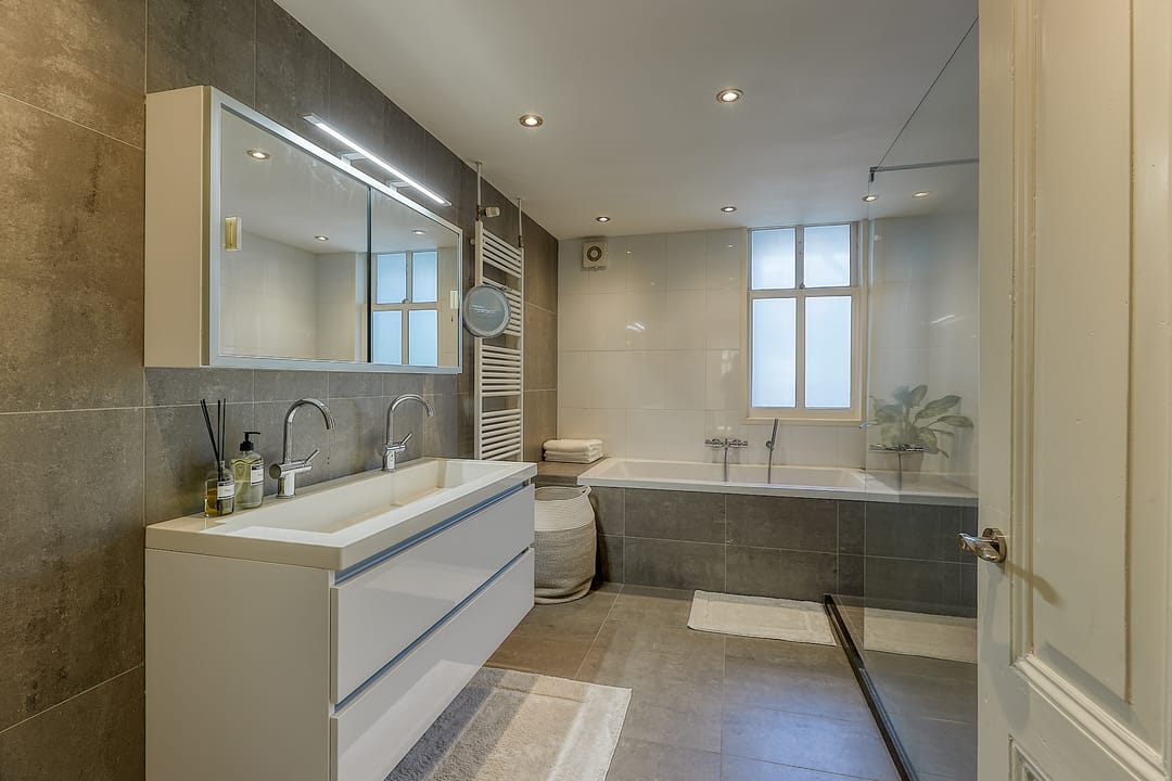 Photo 26 of Gerard Reijnststraat 58