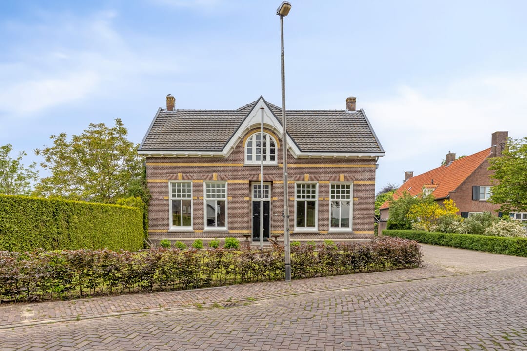 Photo 8 of Kapelstraat 30