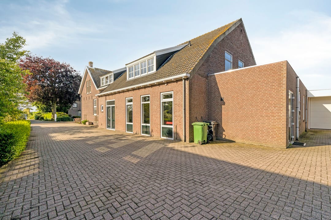 Photo 61 of Kapelstraat 30