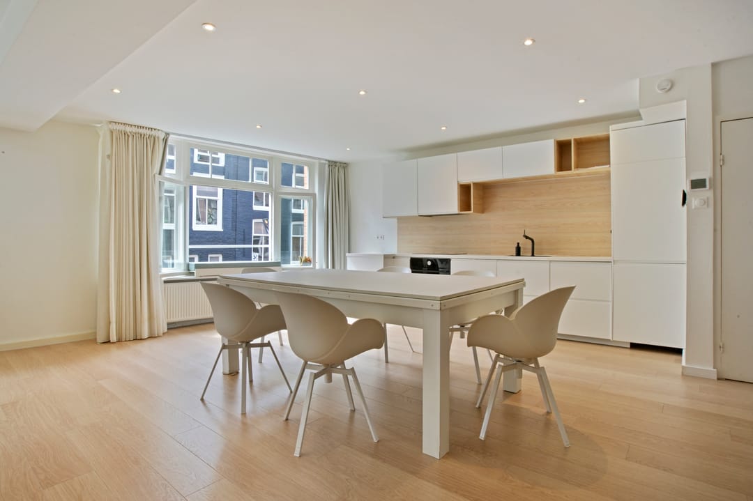Photo 13 of Haarlemmerstraat 24-1