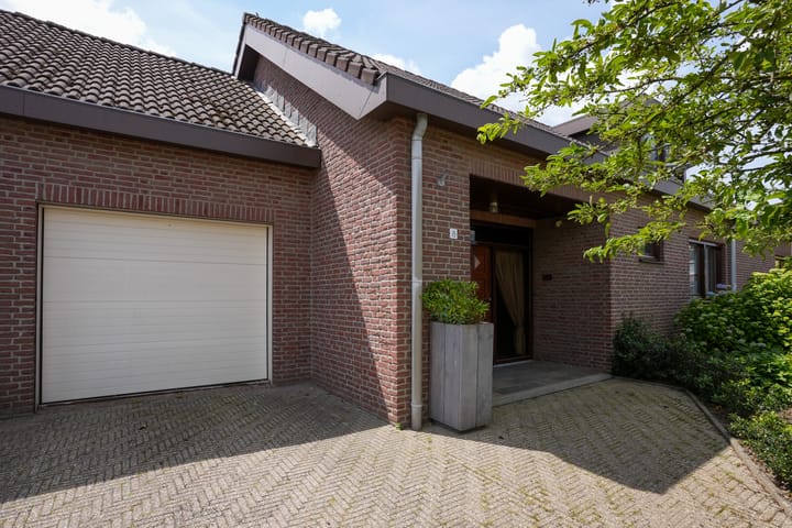 Photo 4 of Wattstraat 8