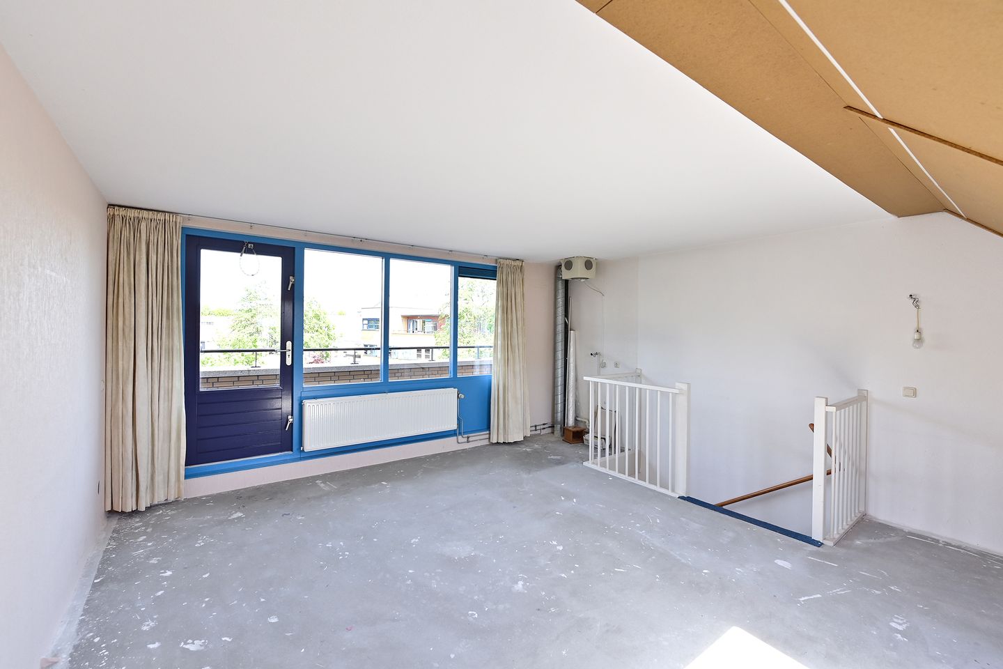 Photo 14 of Zenderstraat 21