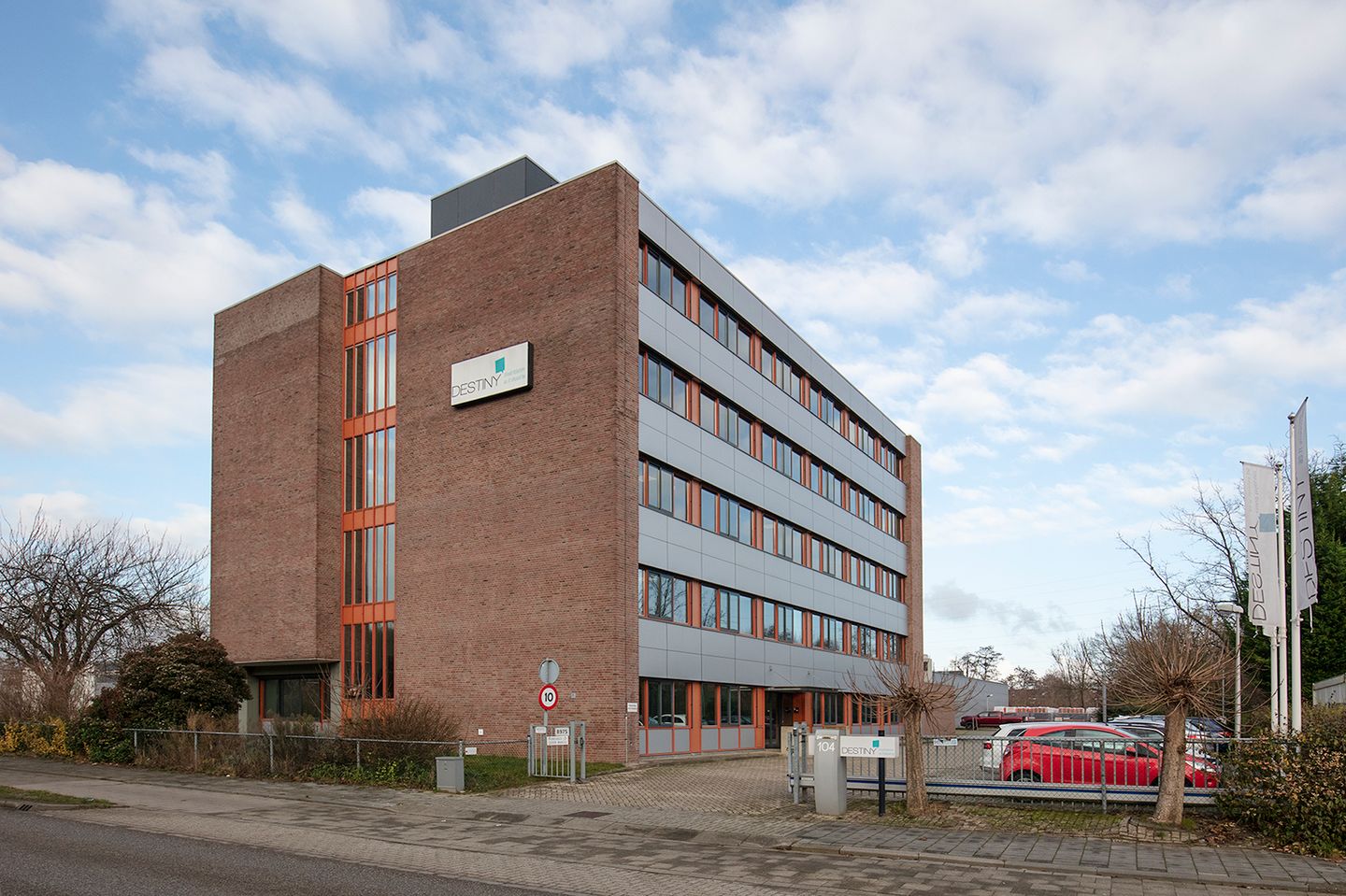 View photo 1 of Beersdalweg 104