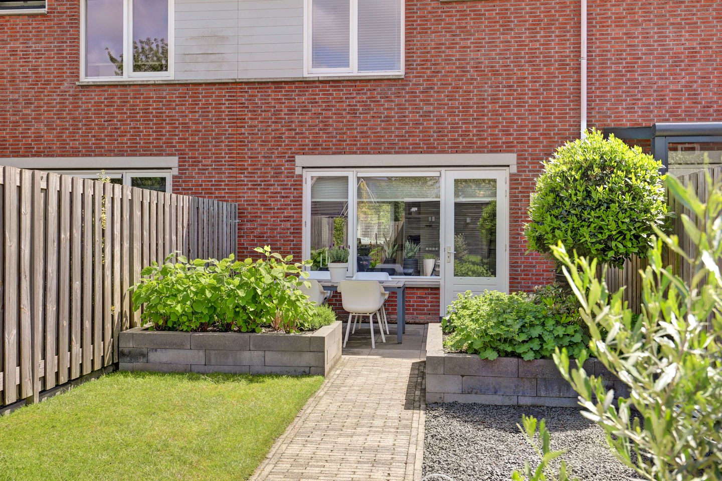 Photo 10 of Steur 51
