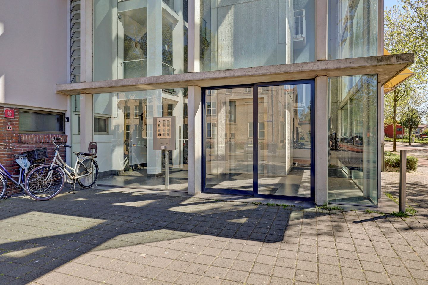 Foto 5 van Aalbersestraat 242-G