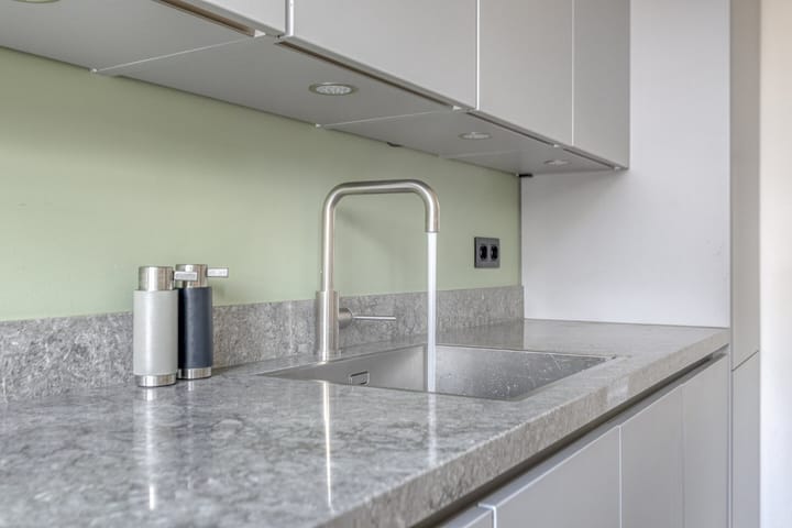 Tussenwoning te koop: Markt 15, Ijzendijke