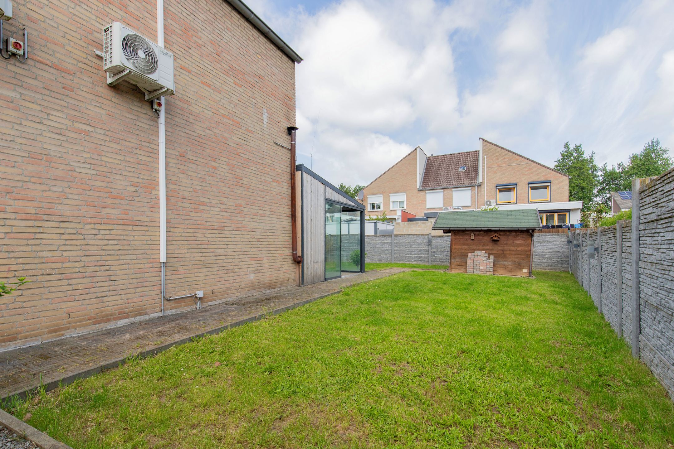 Foto 15 van Jekerstraat 37