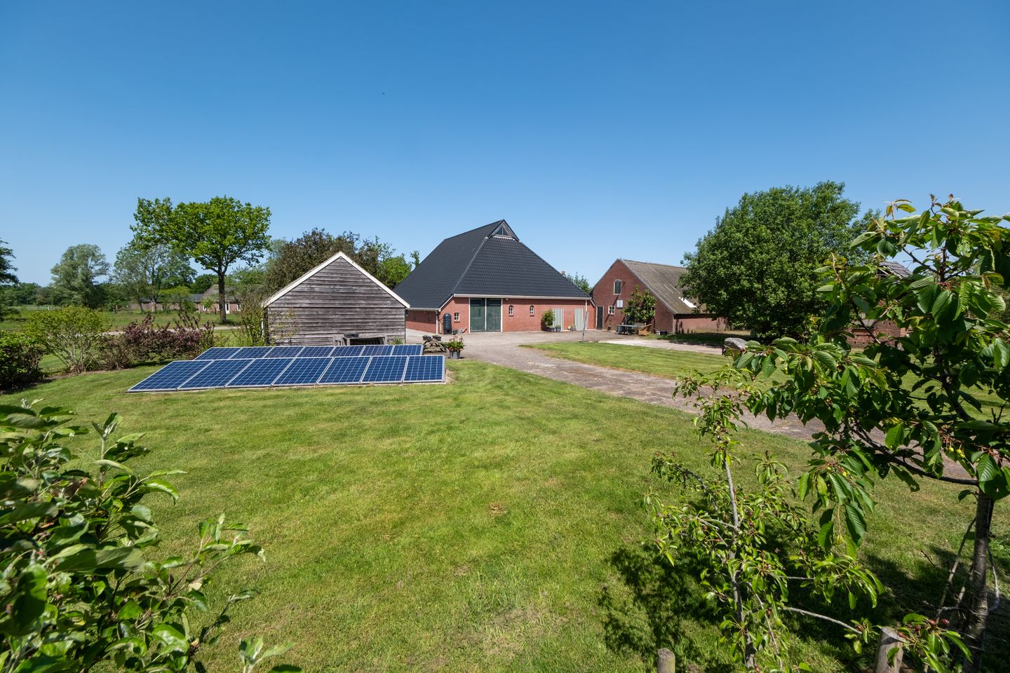 Foto 44 van Groningerweg 46