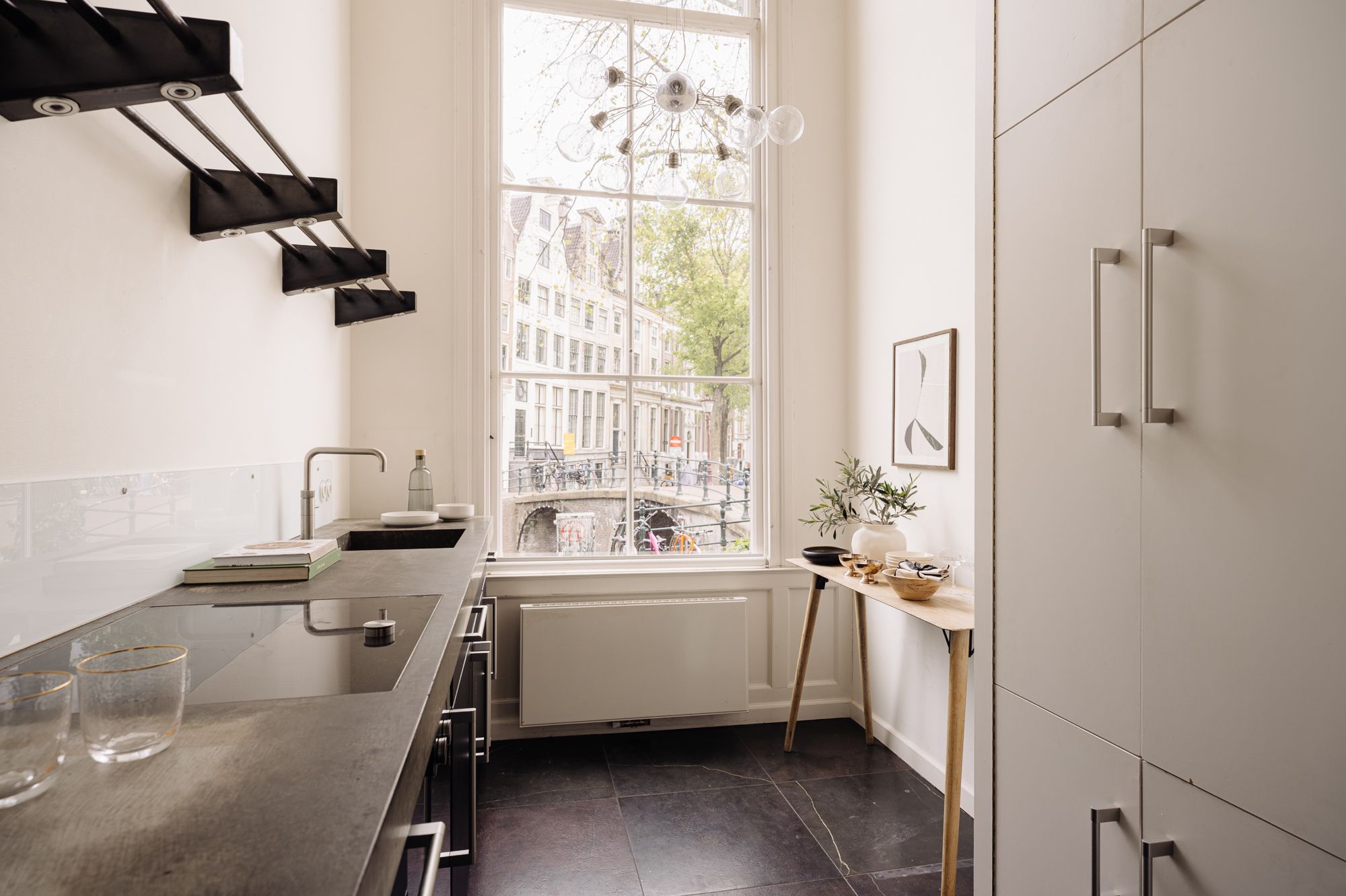 Photo 12 of Leidsegracht 1