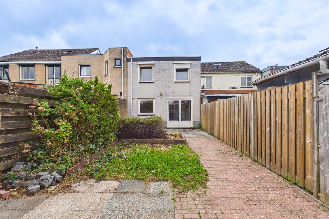 Photo 31 of Weststraat 10