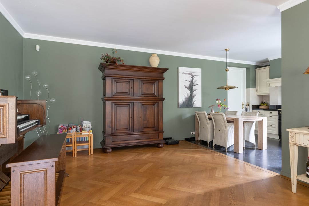 Spacious Detached Villa with Large Garden in Bilthoven — 17