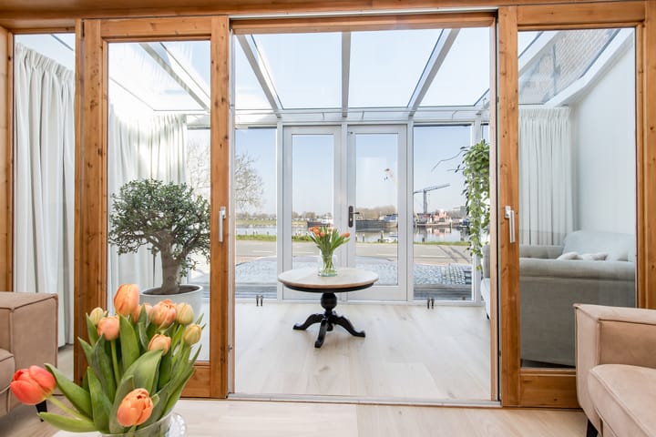 Twee-onder-één-kap te koop: Maasdijk 347, Veen