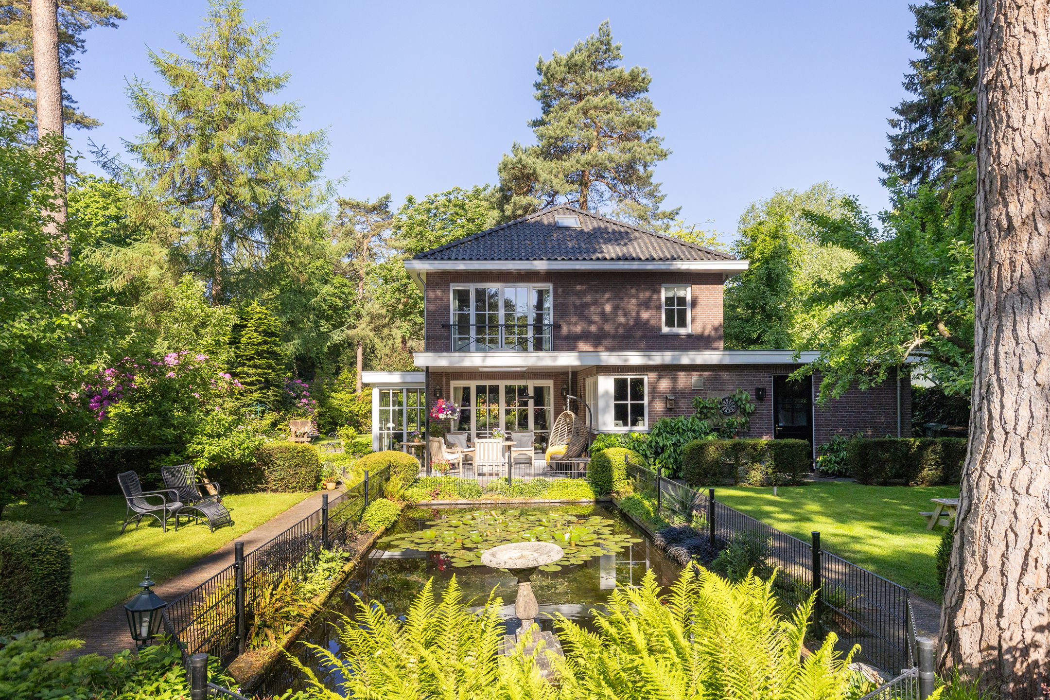 Spacious Detached Villa with Large Garden in Bilthoven — 57