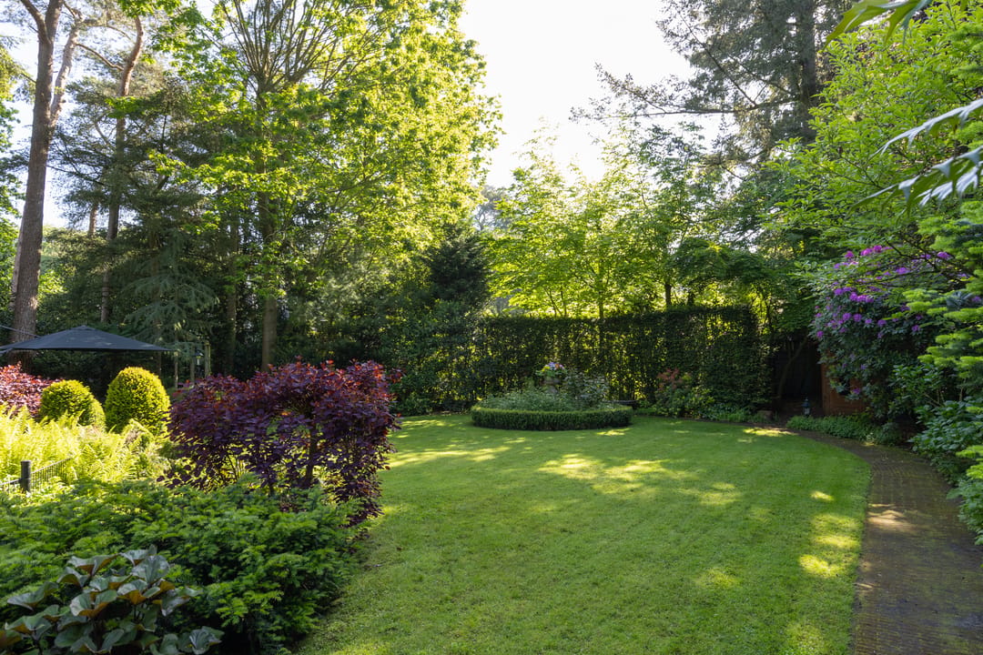 Spacious Detached Villa with Large Garden in Bilthoven — 52