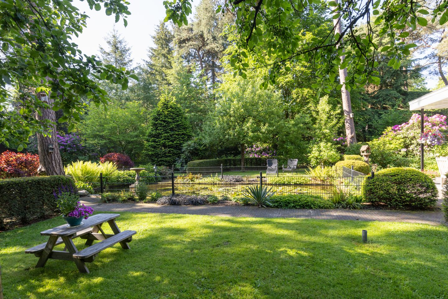 Spacious Detached Villa with Large Garden in Bilthoven — 49
