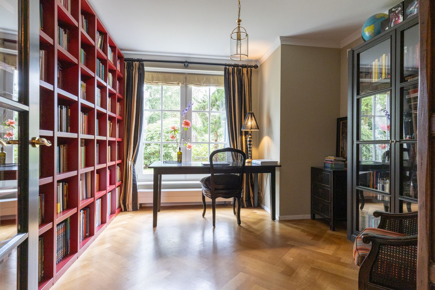 Spacious Detached Villa with Large Garden in Bilthoven — 25