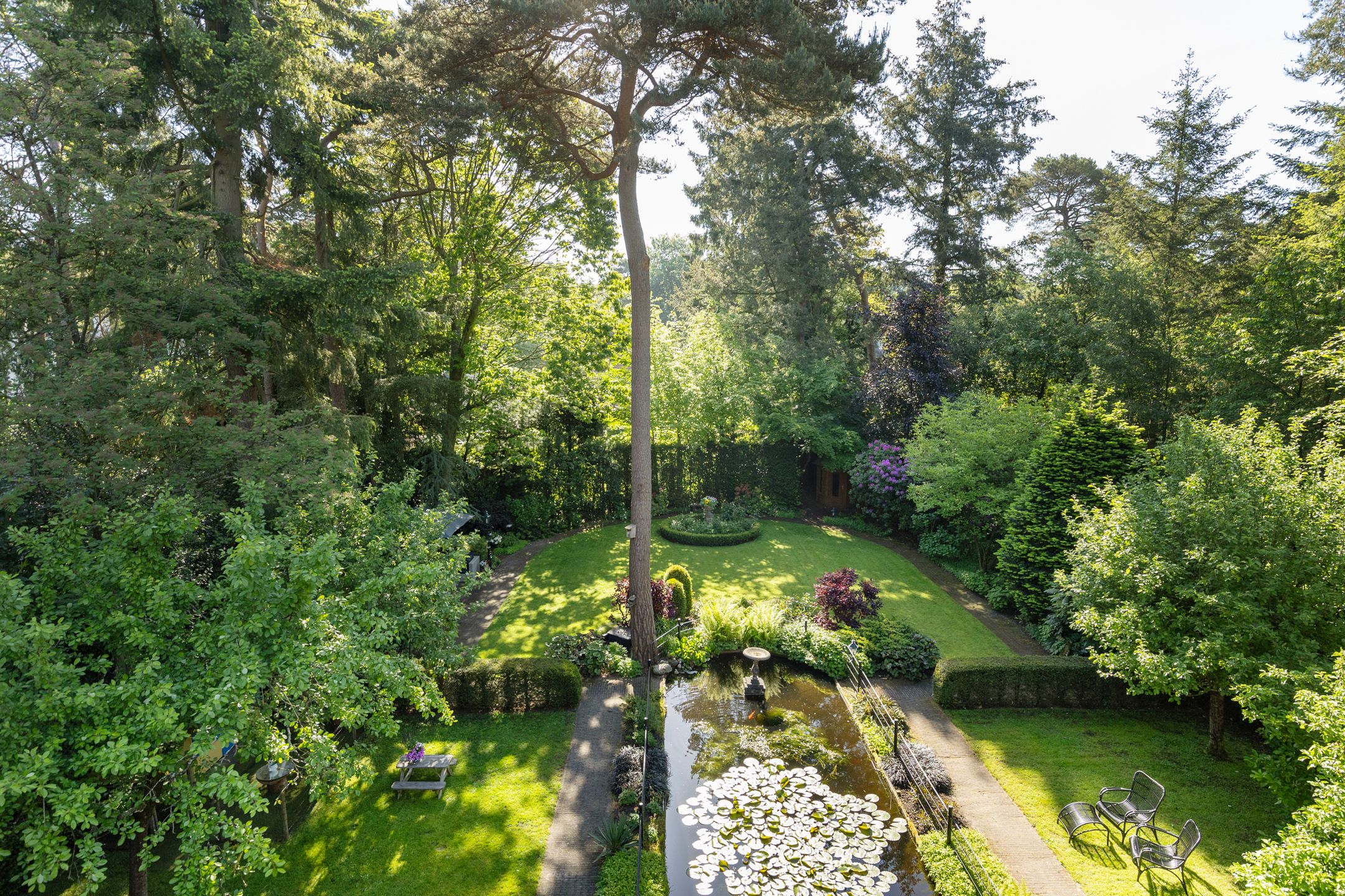 Spacious Detached Villa with Large Garden in Bilthoven — 42