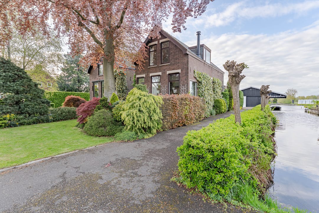 Character Detached Home with Garden in Boskoop — 26