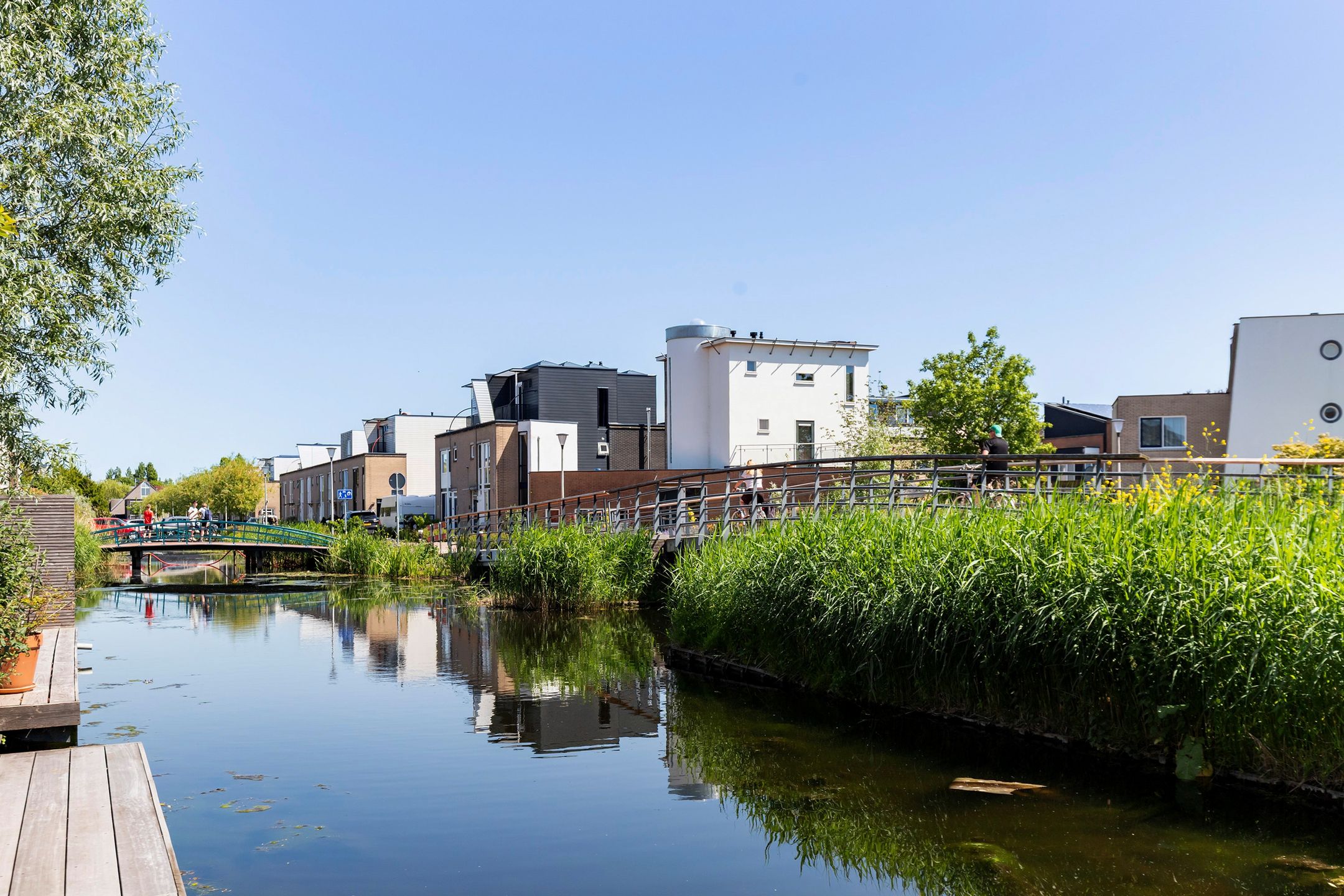 Sustainable 2022 Corner Residence with Waterfront Garden in Boskoop — 15