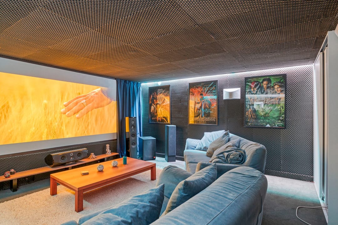Spacious Life Cycle Proof Bungalow with Extra Floor and Garden in Acht — 23