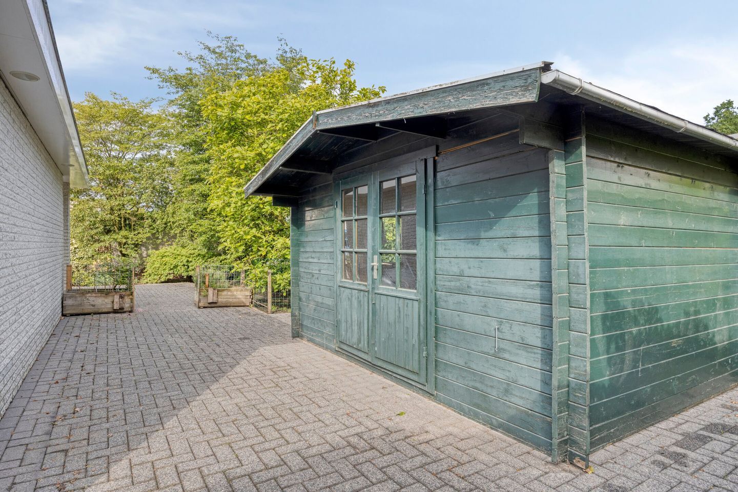Spacious Life Cycle Proof Bungalow with Extra Floor and Garden in Acht — 34