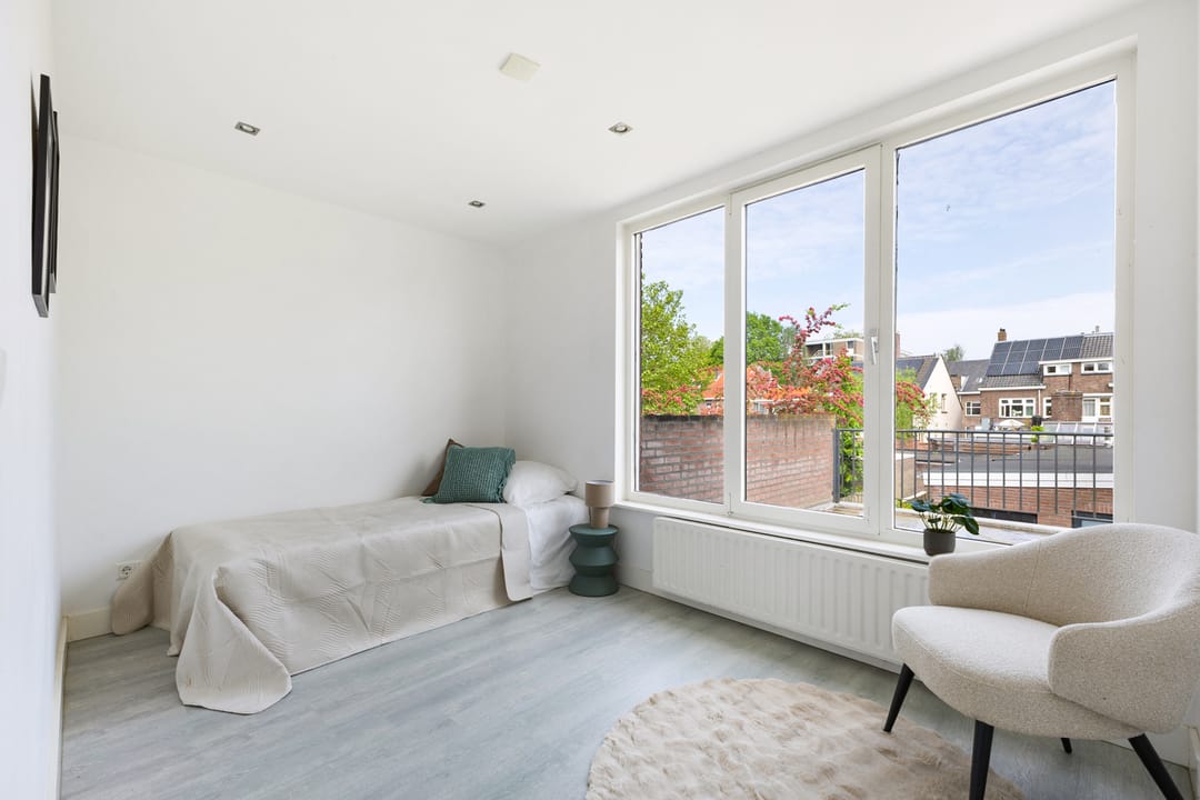 Photo 37 of Hoogvensestraat 7-C