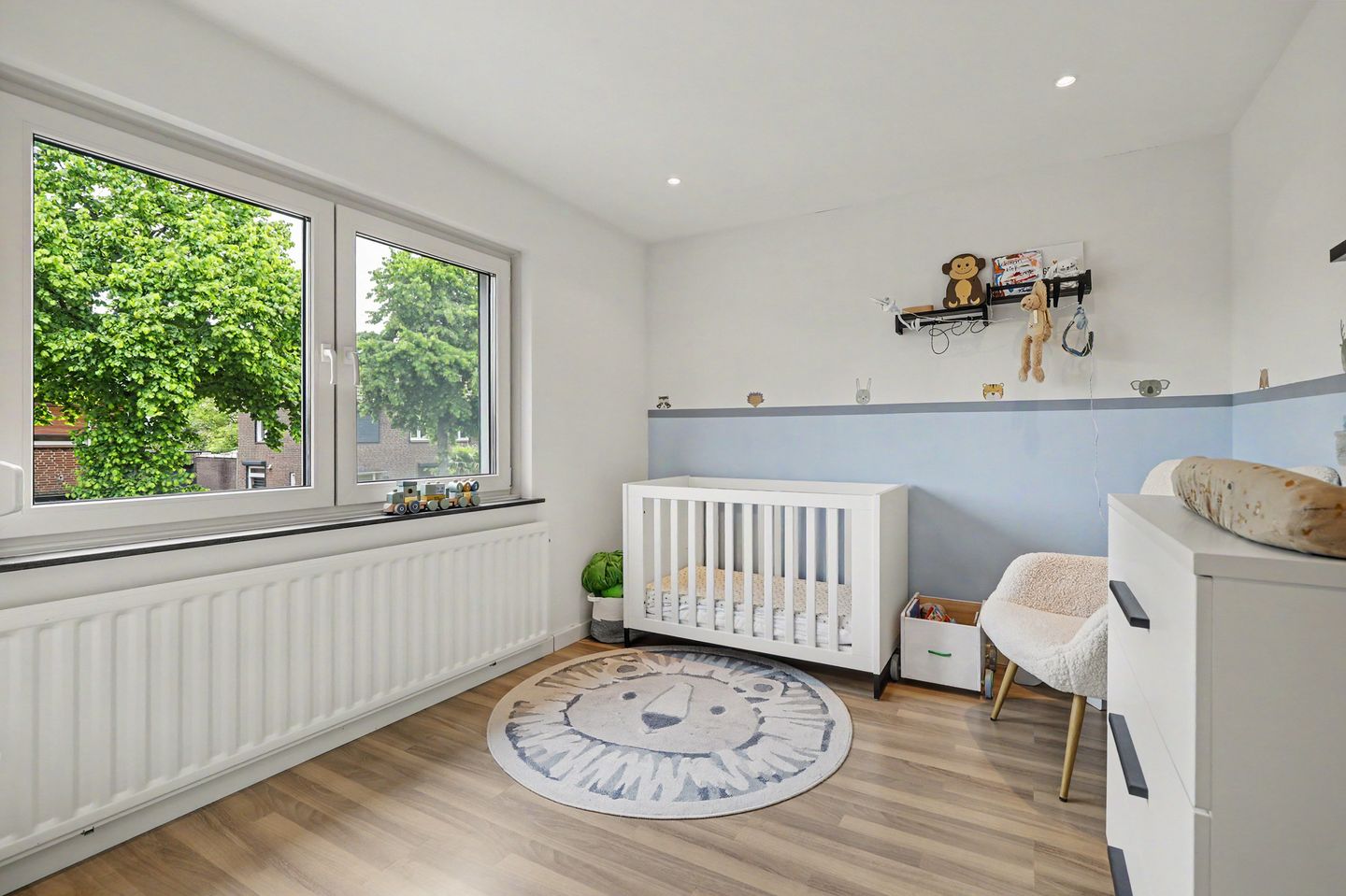 Photo 19 of Beatrixstraat 6