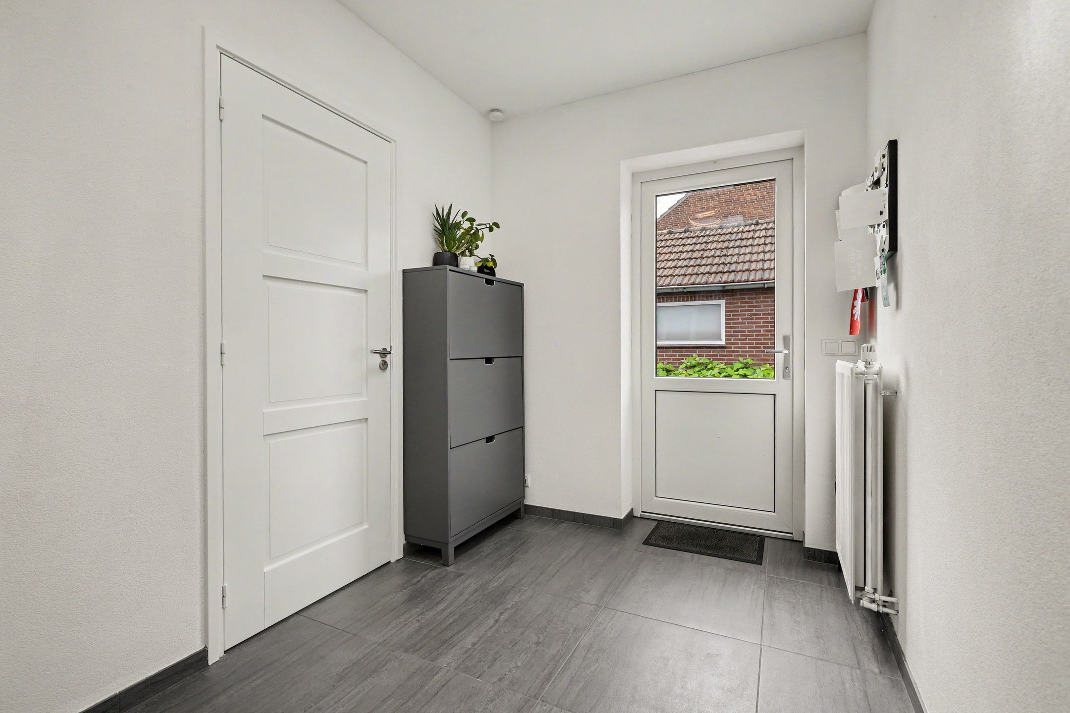 Photo 24 of Beatrixstraat 6