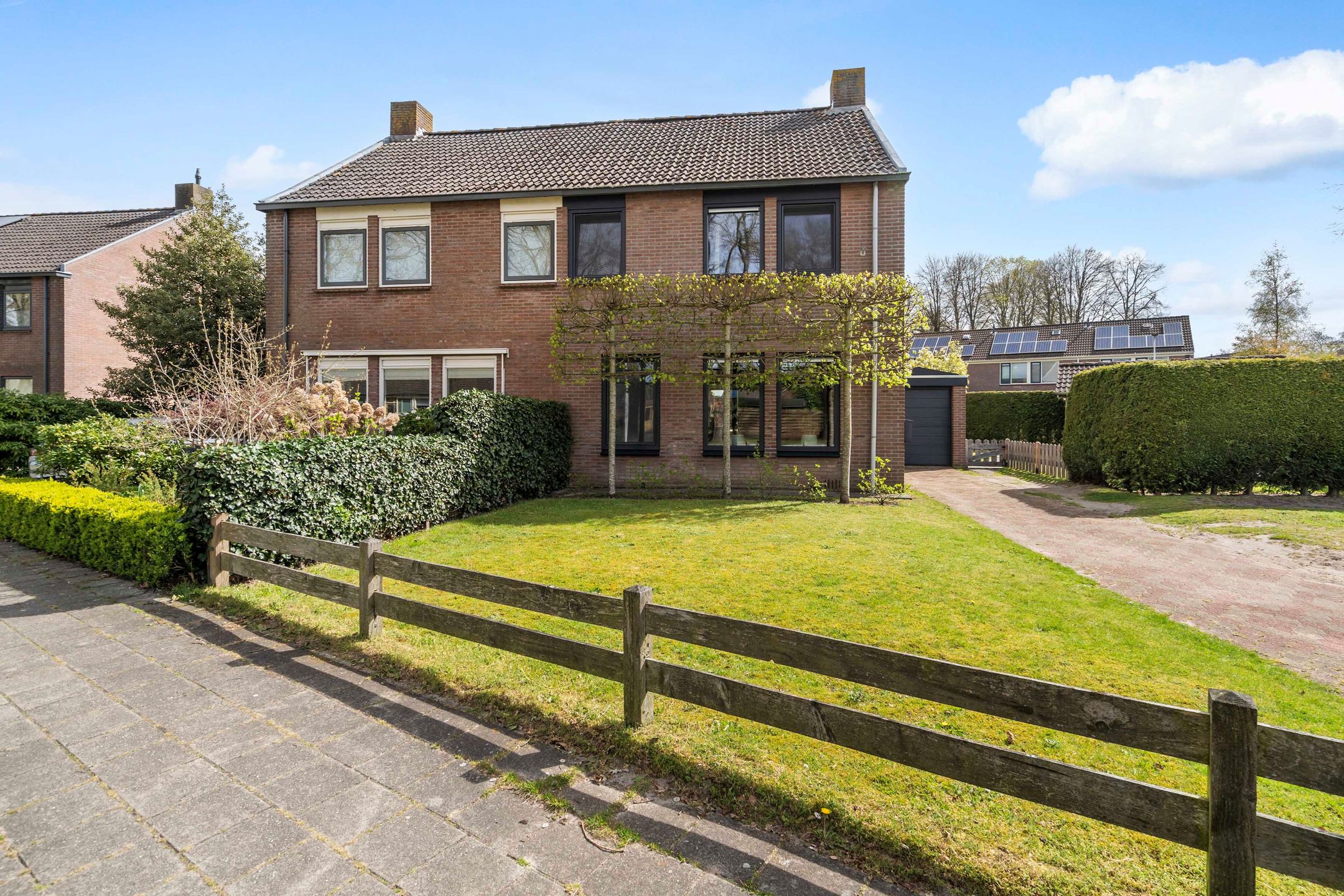 Weverslaan 15 