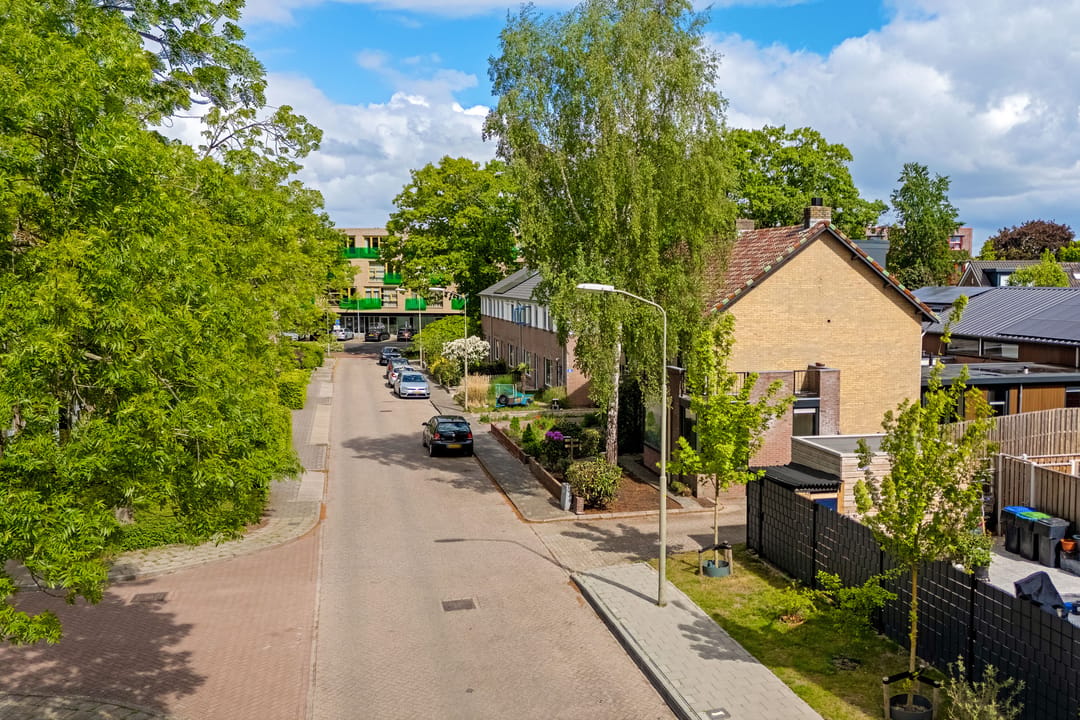 Foto 53 van Julianalaan 13-B