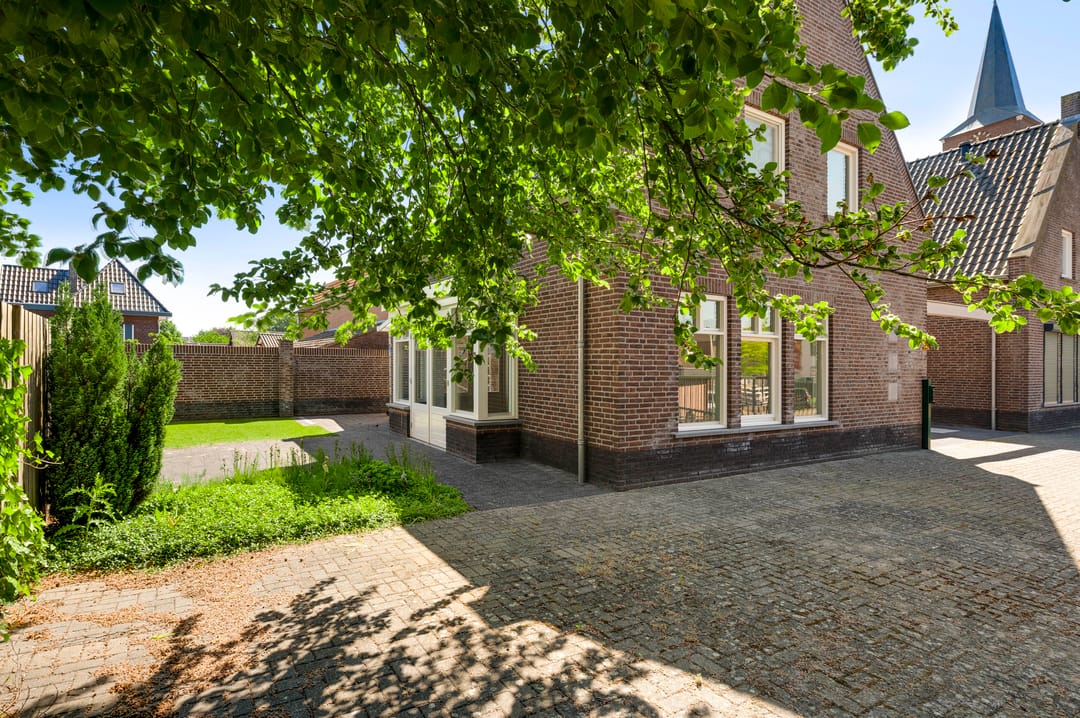 Foto 43 van Kerkplein 8-B