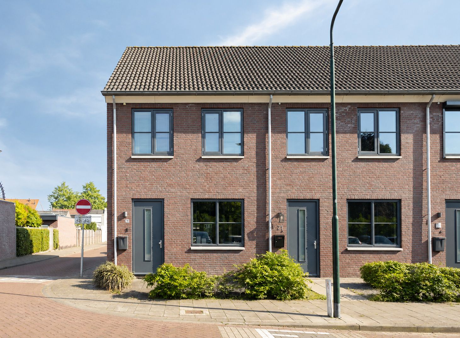 Pastoor van der Meijdenstraat 19