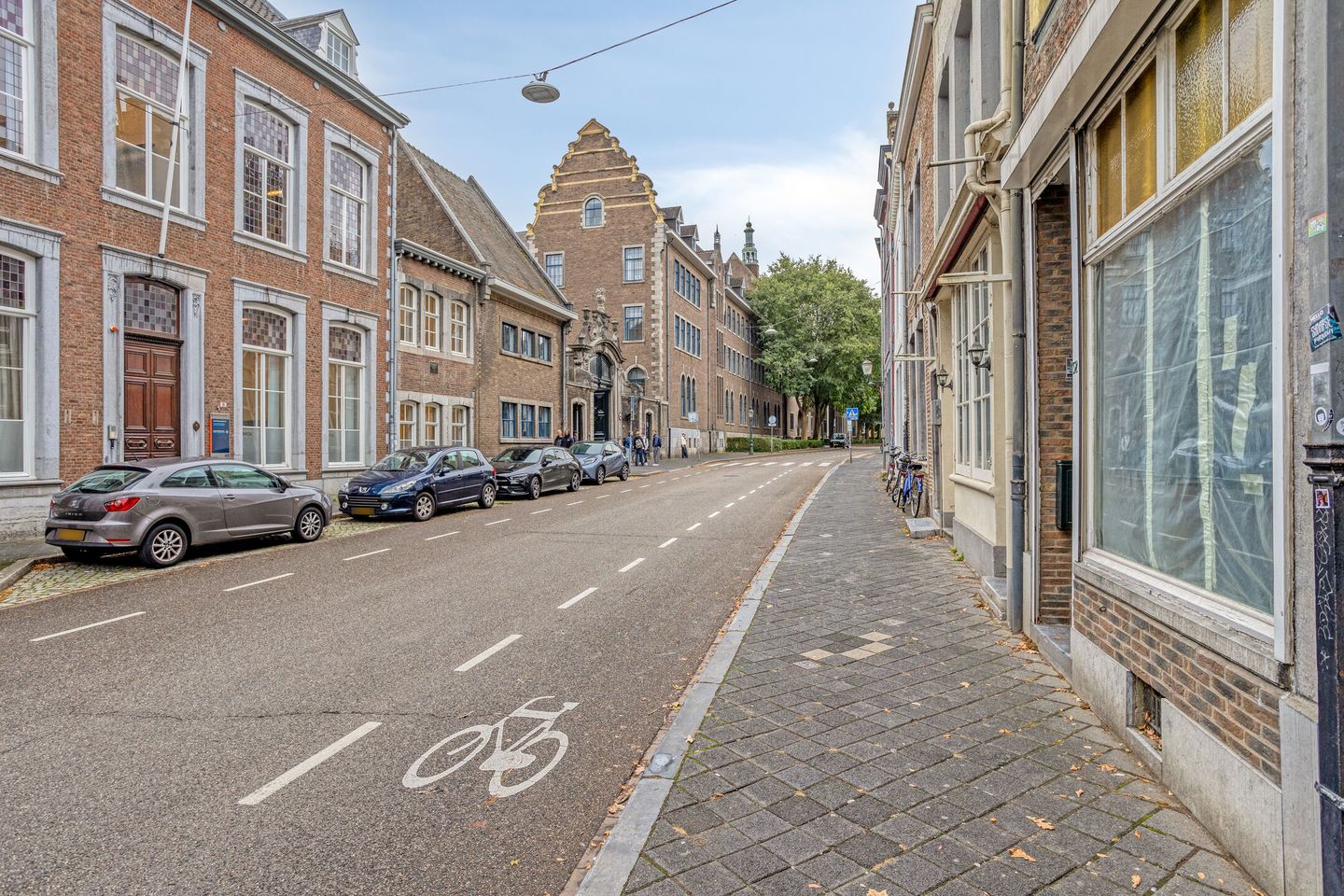 Photo 19 of Tongersestraat 47-C