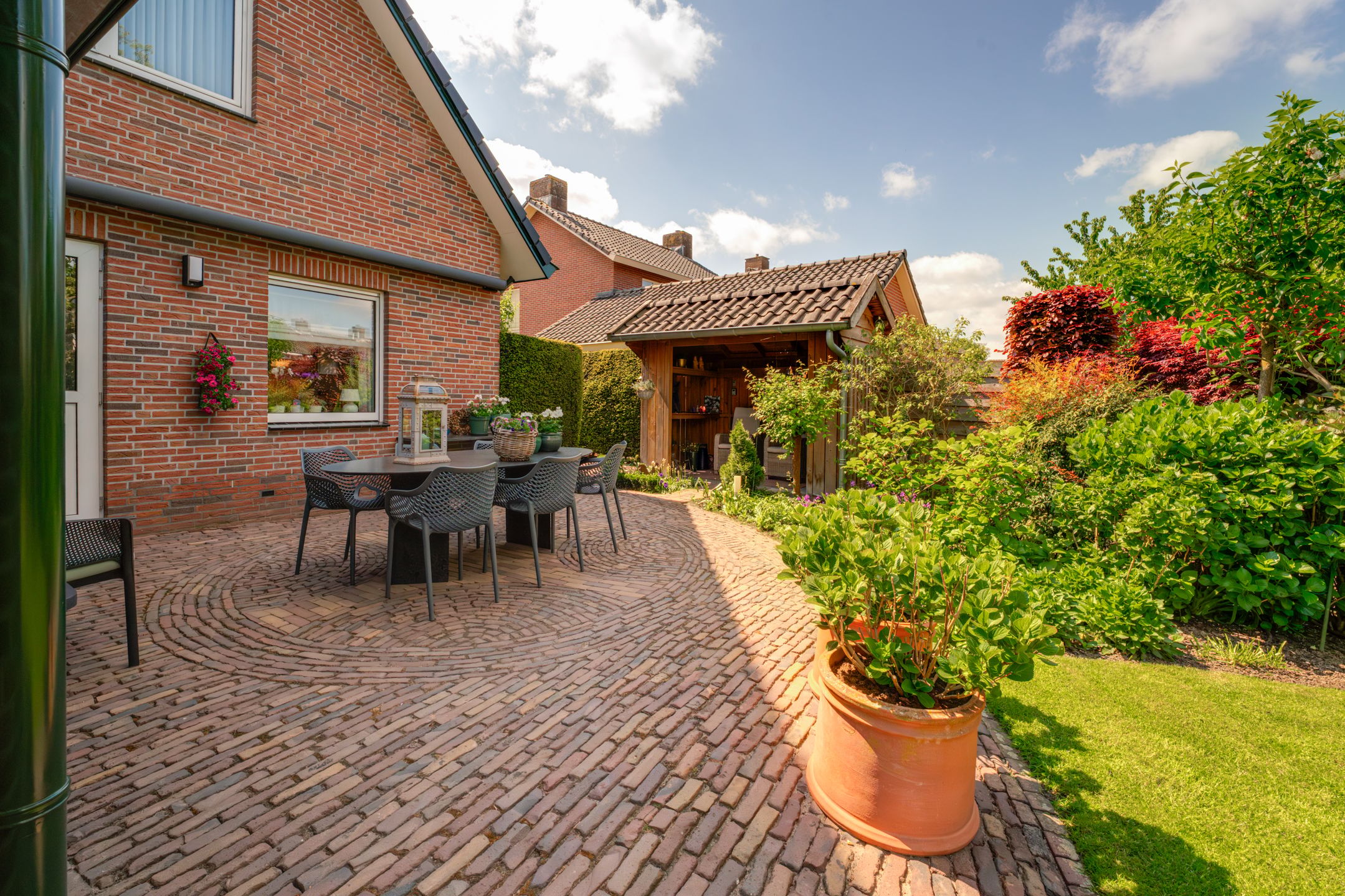 Spacious and Modernized Detached Residence with Private Garden and Solar Panels in Wehl — 36