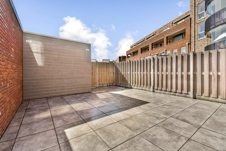 Tussenwoning te koop: Koningstraat 6, Naaldwijk