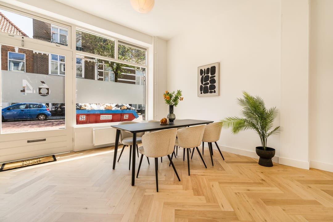 Renovated Townhouse with Roof Terrace in Scheveningen's Renbaankwartier — 11