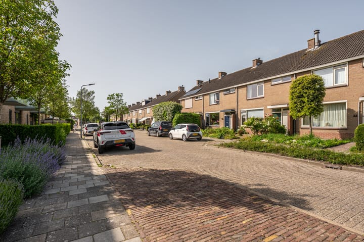 Foto 4 van de Ruyterstraat 31