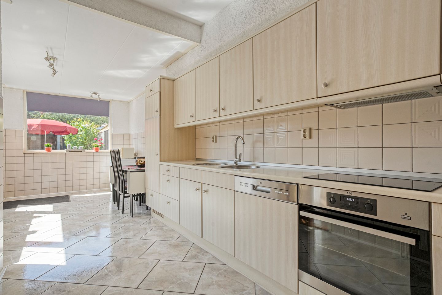 Foto 4 van Plutostraat 9