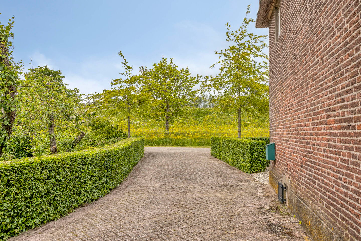 Photo 40 of Beemstraat 46