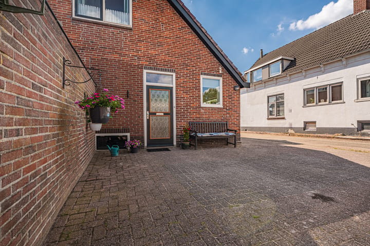 Vrijstaande woning te koop: Hoofdweg 106, Blijham
