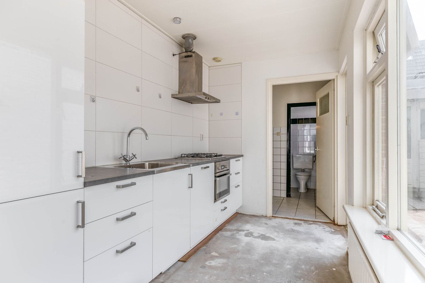 Foto 10 van De Ruijterstraat 16